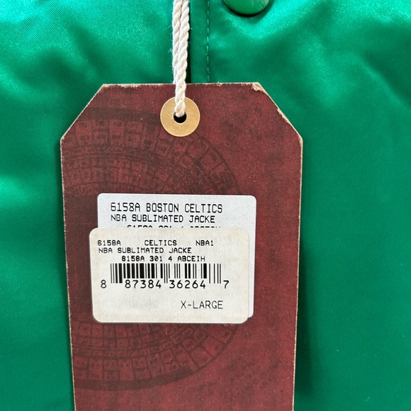Celtics Satin Retro Bomber Jacket NWT Mitchell & Ness X-Large - Picture 3 of 6
